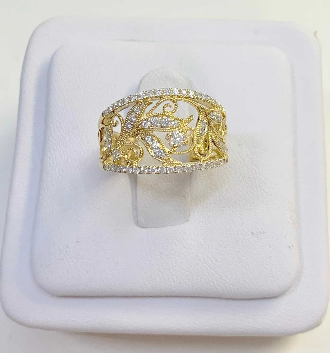 18K Yellow Gold 0.40ct. Diamond Filigree Fashion Ring