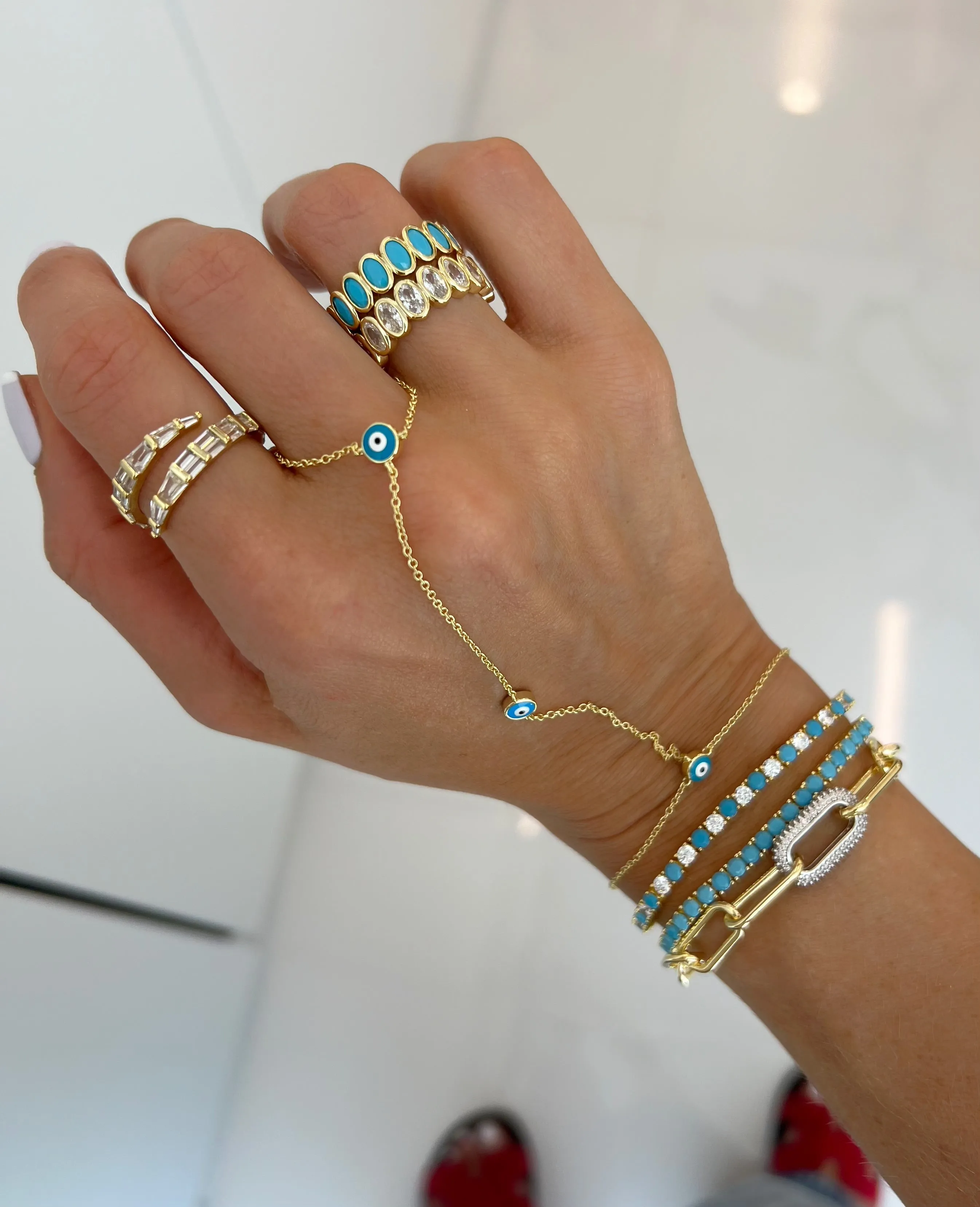 Round Enamel Eye Hand Chain